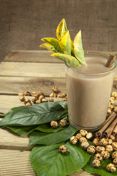 Türk içki boza ve nohut