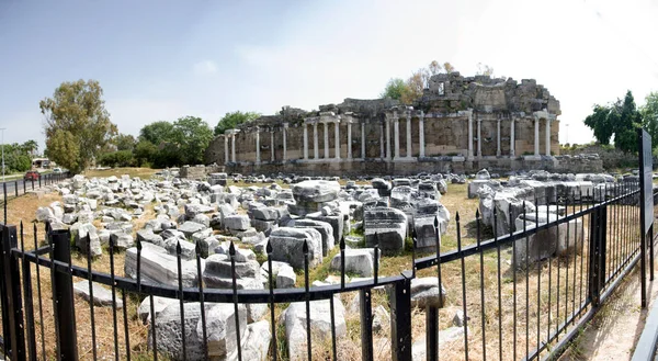 Yan Taraftaki Eski Agora Kalıntılarının Manzarası — Stok fotoğraf