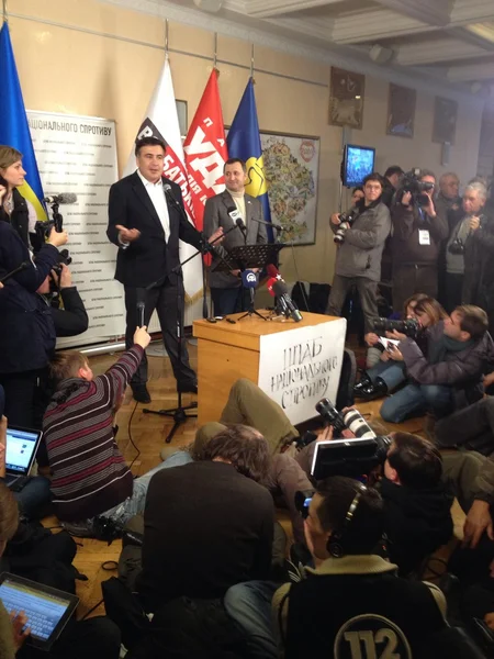 Conferencia de prensa de Euromaidán Mikheil Saakashvili. Kiev. Ucrania — Foto de Stock