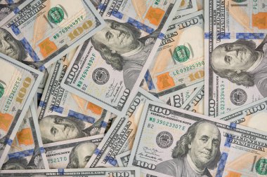 100 dolarlık banknotlarla yapılmış mali özgeçmiş. Finansal büyüme ve iş kavramı. Nakit para geçmişi. Yatırım pazarı