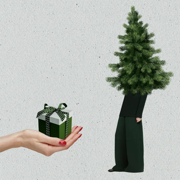 Lindo collage de tarjetas de Navidad y Año Nuevo, decoración festiva para publicidad, pancartas, diseños. Árbol de Navidad, mandarina, símbolos de regalo de las vacaciones de invierno. —  Fotos de Stock