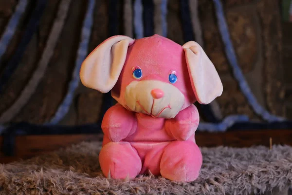 Крупним Планом Знімок Рожевого Кролика Яка Іграшка — стокове фото