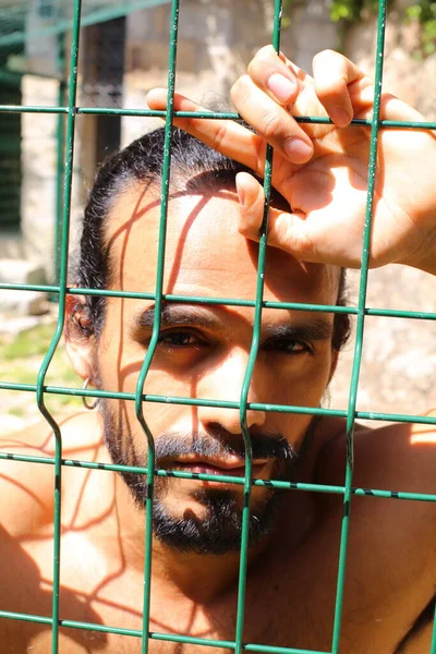 Close Portrait Handsome Shirtless Young Man Fence — ストック写真