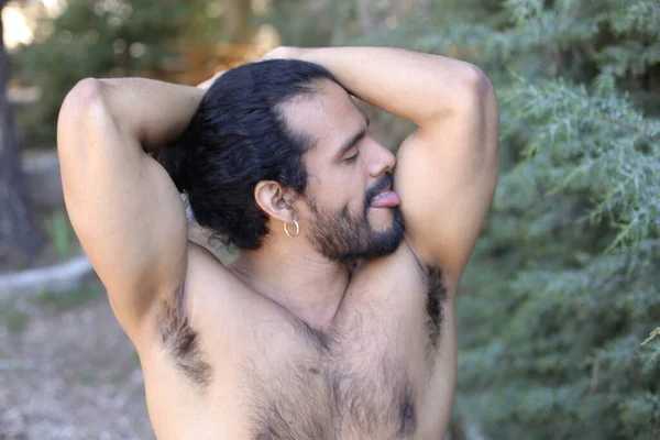 Primer Plano Retrato Guapo Sin Camisa Joven Aire Libre — Foto de Stock