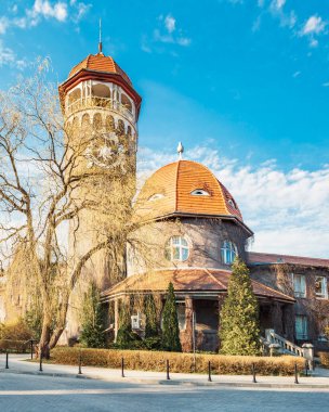 Svetlogorsk, Rusya 'daki su kulesi ve su ve çamur tedavi kliniği inşaatı, şehir simgesi ve mimari anıt