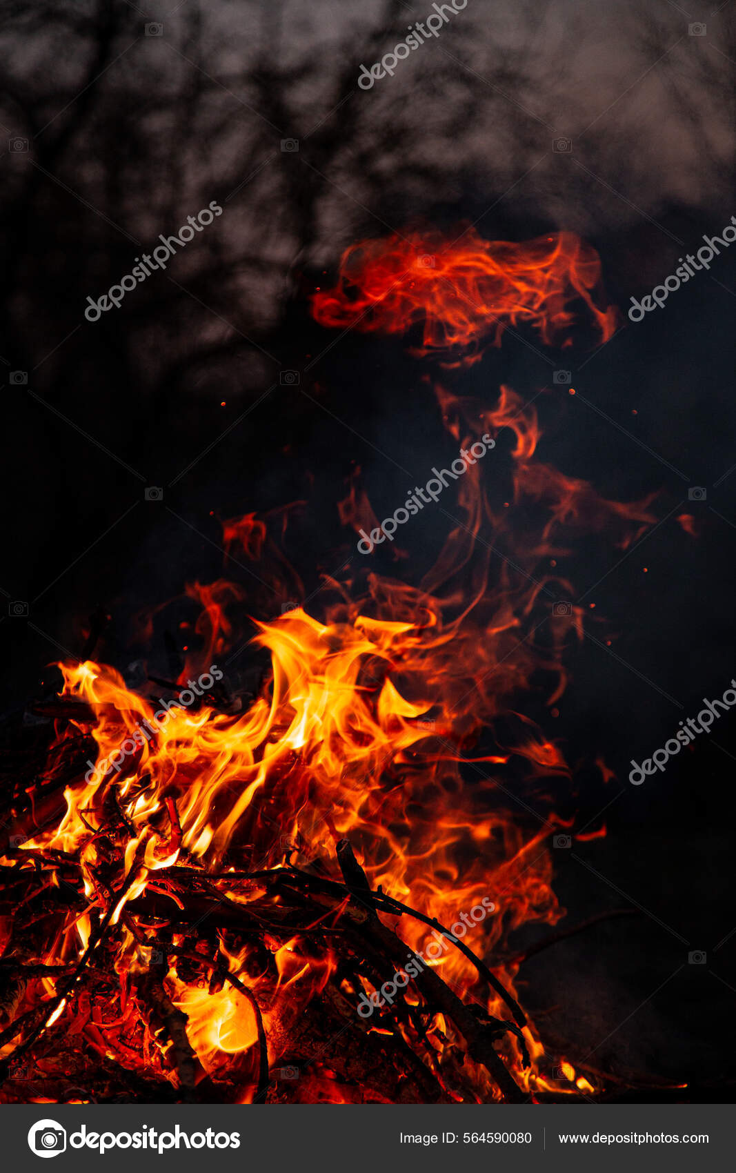 Fotos de Chama fogo, Imagens de Chama fogo sem royalties