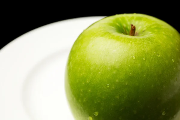 Uma maçã verde fresca — Fotografia de Stock