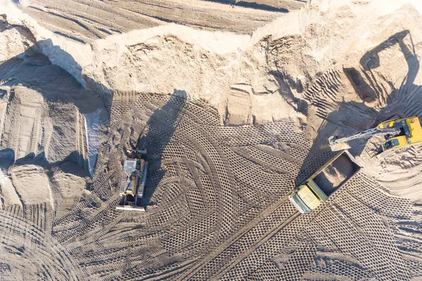 Excavator Working Earthmoving Extraction Minerals Excavator Digs Sand Gravel Quarry — Stock Fotó