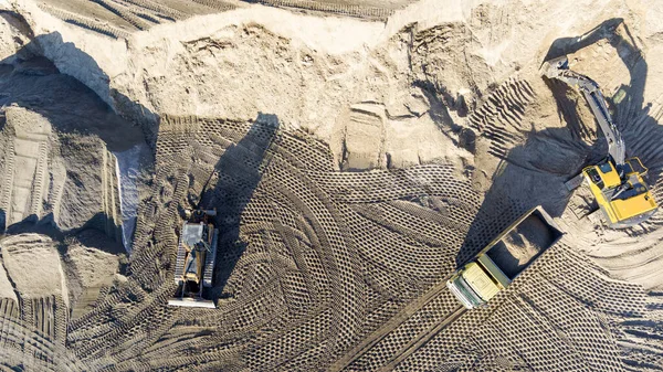 Excavator Working Earthmoving Extraction Minerals Excavator Digs Sand Gravel Quarry — Stock Fotó