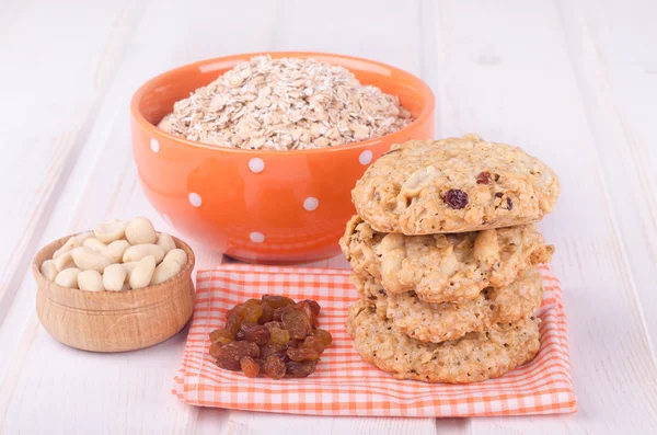 Yulaf ezmeli ev yapımı tatlı kurabiye.