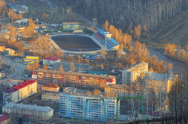 La ciudad de Gorno-altaisk (vista aérea ). Fotos de stock