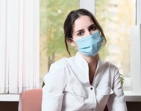 Zmęczony Exausted Azjatycki Lekarz Kobieta Klinice Szpitalny Pokój Odpoczynku Kobieta — Zdjęcie stockowe
