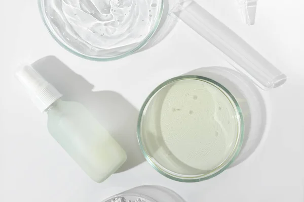 Top View Cosmetic Fluid Glass Bottle Petri Dish Medium Test Royalty Free Stock Photos