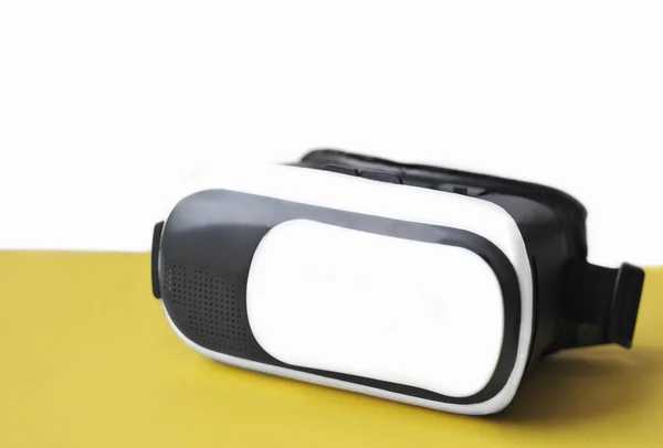 Realistische Witte Virtual Reality Headset Toegenomen Realiteit Cyberspace Innovatie Spelgadgets — Stockfoto