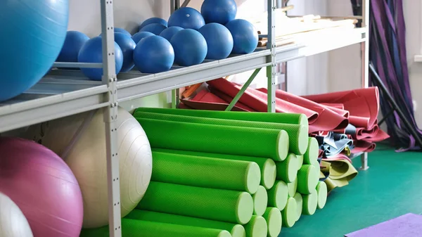 Ioga Pilates Equipamentos Ginásio Fitballs Rolo Espuma Tapetes Para Fitness — Fotografia de Stock