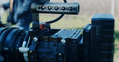 Profesyonel stüdyo kamerasında hareket var..