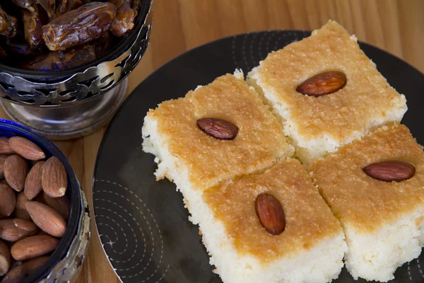 Basbousa with Almonds and Dates — Stock Photo, Image