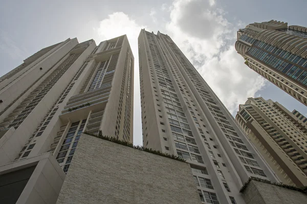  gökdelenin karmaşık perspektif görünüm