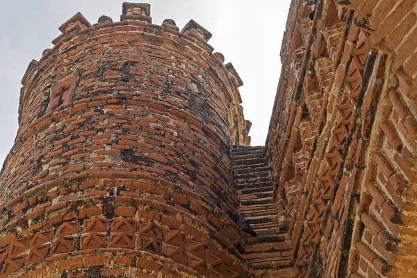 Detail of ancient brickwork fountain — Stock Photo, Image