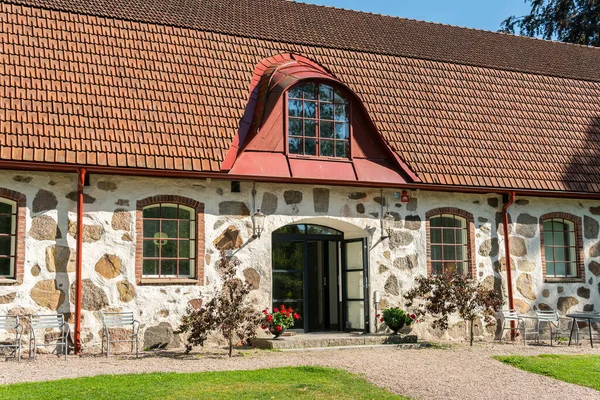 Szwecja Wanas Sierpnia 2022 Fasada Nietypowo Starożytnego Odnowionego Budynku Kamieni — Zdjęcie stockowe