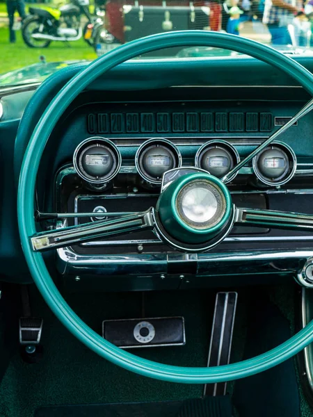 Retro Car Dashboard Interior View Steering Wheel Dashboard Old Vintag — Stock Photo, Image