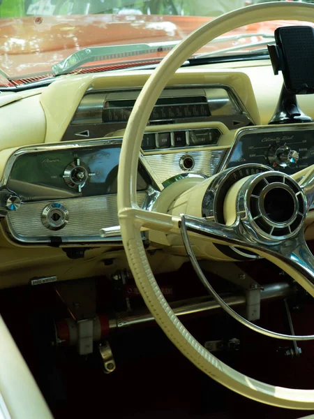 Interior View Old Vintage Car View Dashboard Classic Car — стоковое фото