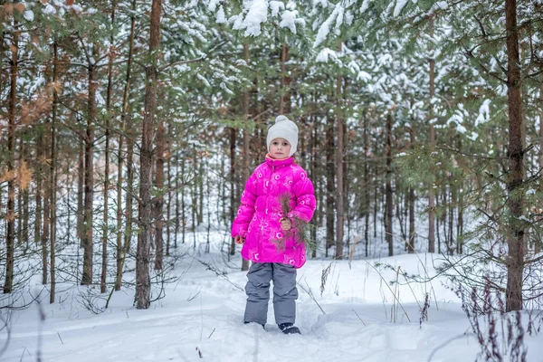 Cute Girl Pink Warm Clothes Playing Winter Forest Spending Time — Stock Photo, Image