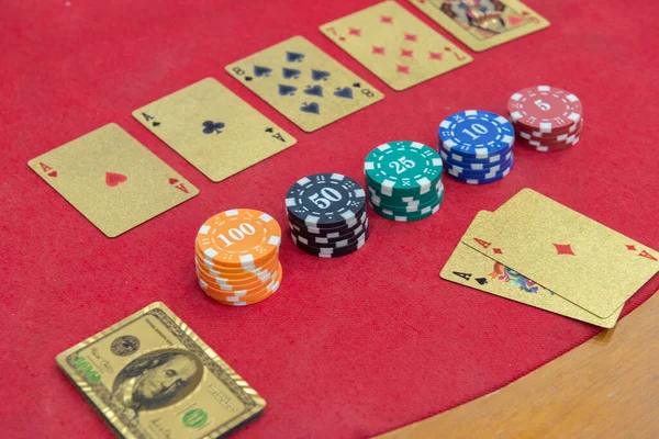 Texas Holden Poker Tafel Met Gouden Speelkaarten Vorm Van Een — Stockfoto
