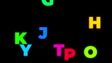 Yukarıdan düşen ve tüm siyah ekranı dolduran neon renkli alfabe harfleri..