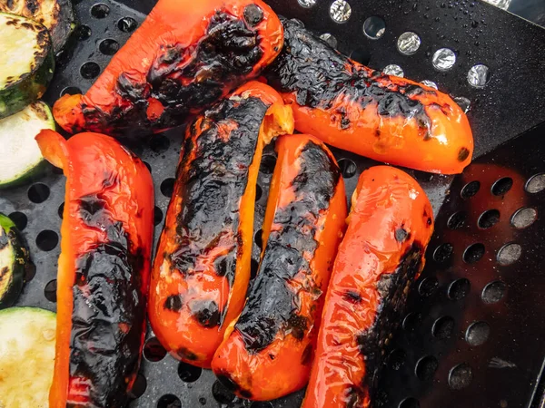 Vista Pimentas Legumes Grelhados Assados Churrasco Como Parte Uma Refeição — Fotografia de Stock