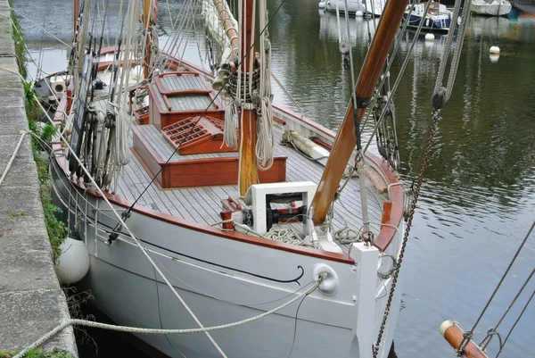 Barca a vela — Stockfoto