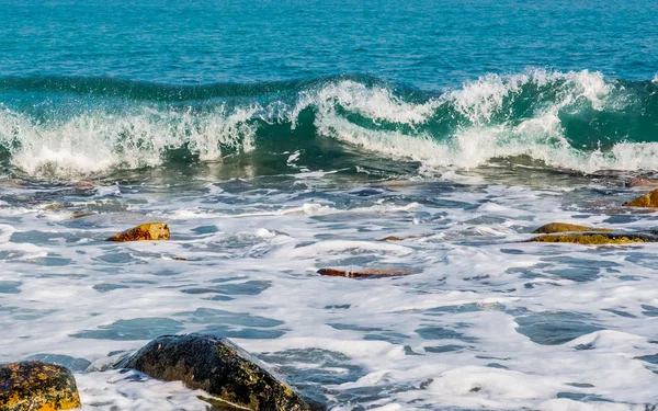 Ren ocean wave — Stockfoto