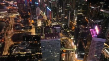 Hong Kong şehrinin merkez bölgesindeki hava görüntüsü.