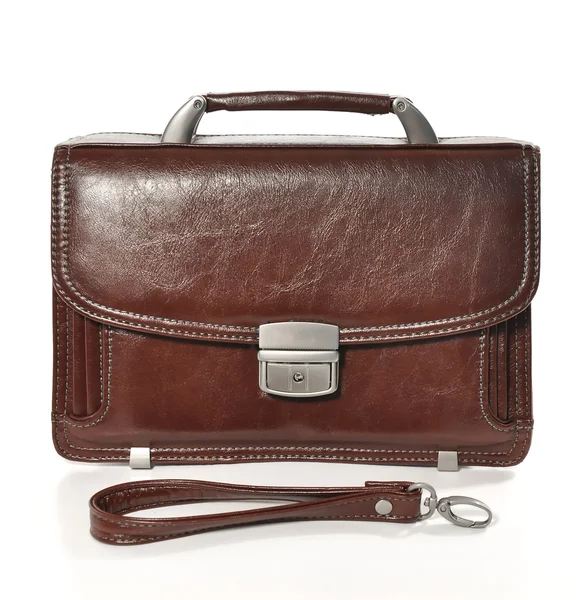 beyaz zemin üzerinde erkek kahverengi çanta