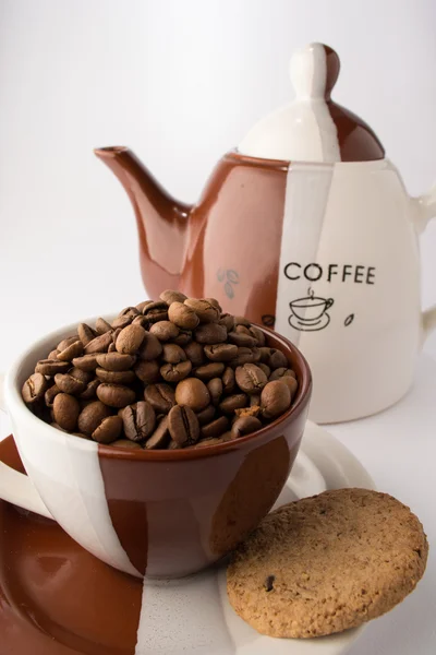 Taza de granos de café tostados —  Fotos de Stock