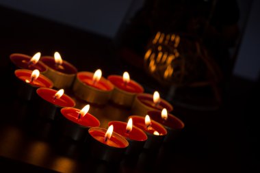 kalbini oluşturan mumlar