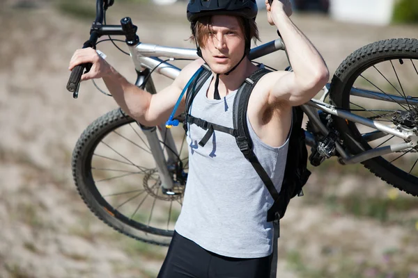 Man mountainbike — Stockfoto