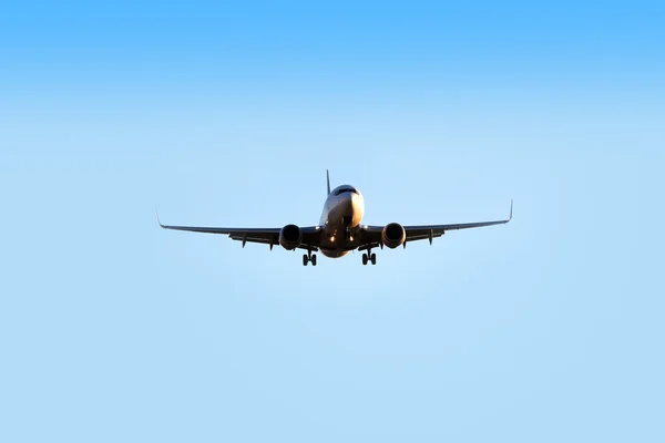 Airplane flying — Stock Photo, Image