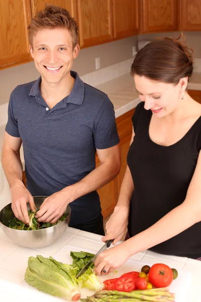 Pareja de cocina — Foto de Stock