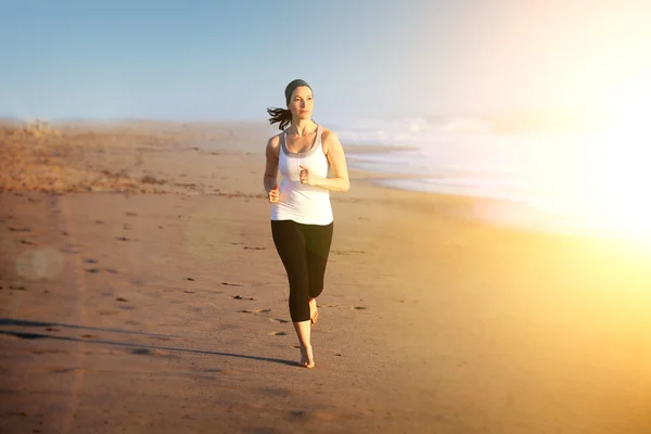 Mujer corriendo — Foto de Stock