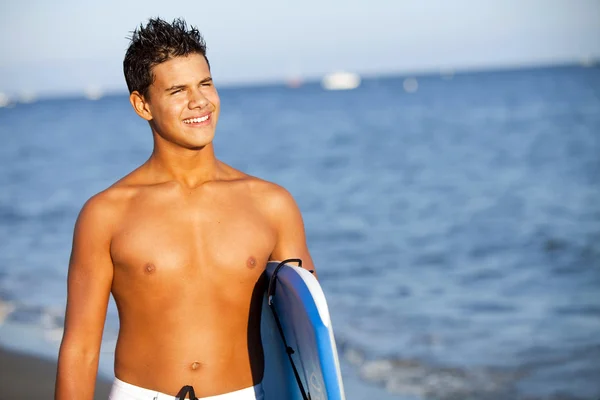 Young man beach — Stock Photo, Image