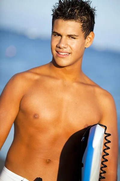 Young man beach — Stock Photo, Image