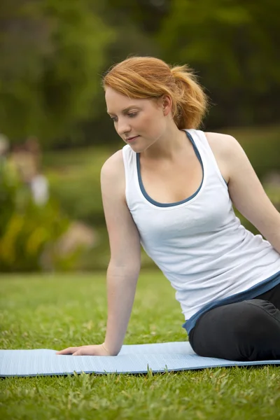 Yoga pose — Stockfoto