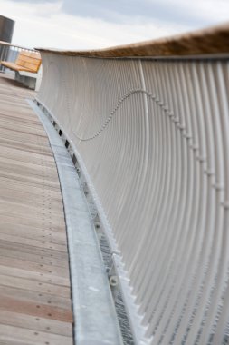 Yararlılık Adası 'ndaki yeni ve harika Koserow iskelesi.