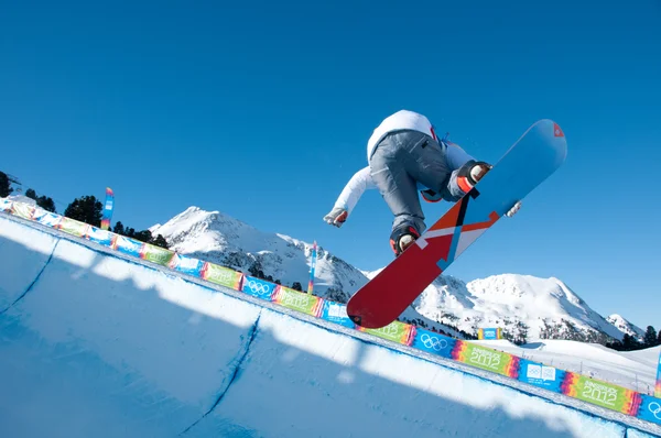 KUEHTAI, AUSTRIA - JANUARY 14: YOG2012, Youth Olympic Games Innsbruck 2012, SNOWBOARD Halfpipe, Men. Rider: Victor Habermacher from France — Stock Photo, Image