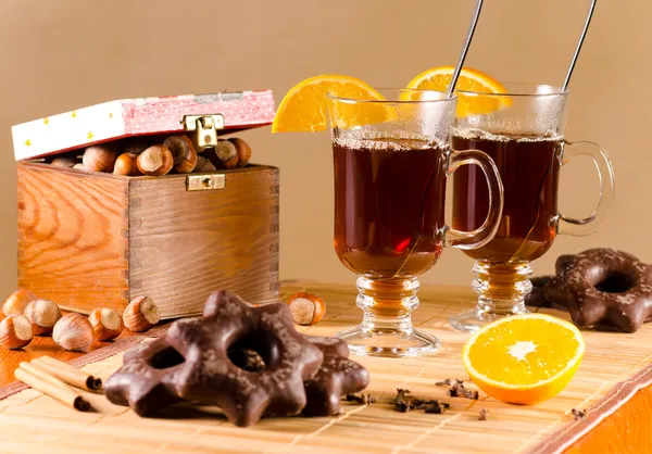 Chá e chokolate coberto de gengibre — Fotografia de Stock