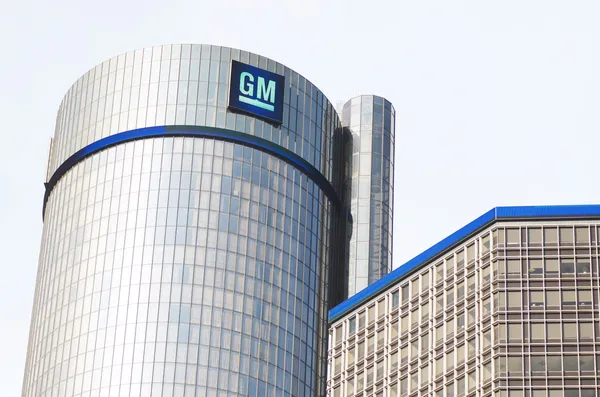 DETROIT, 6 MAI 2014 : Bâtiment General Motors, siège social de GM, Renaissance Center, 6 mai 2014, Centre-ville de Detroit — Photo