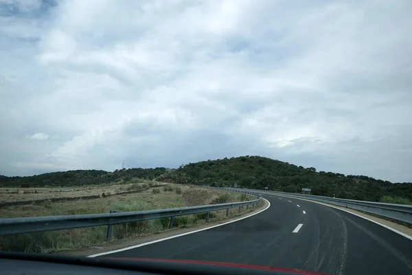 田舎の道路は — ストック写真