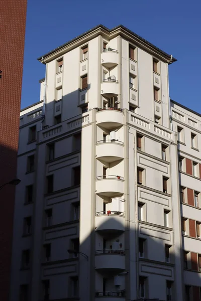 Bloque Apartamentos Bilbao — Foto de Stock