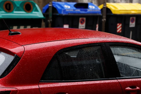 Красная Машина Улице — стоковое фото